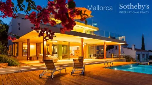 Designer villa in Bendinat with sea views of Palma